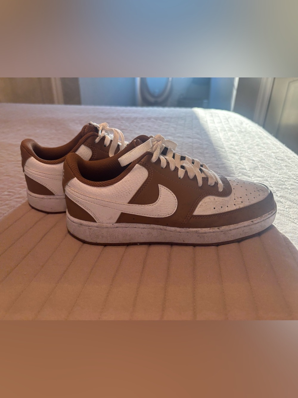 Nike Low-Top Sneakers in Brown and White